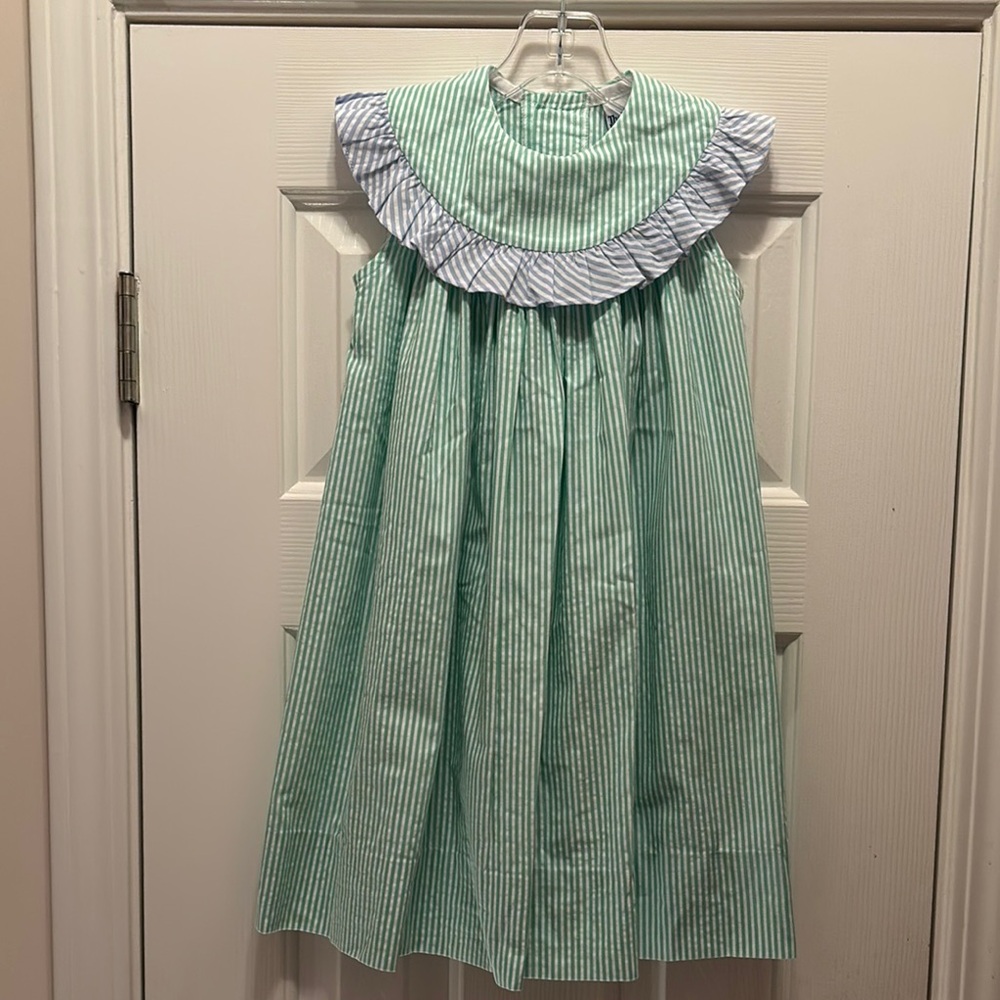 NWOT Bailey Boy Float Dress